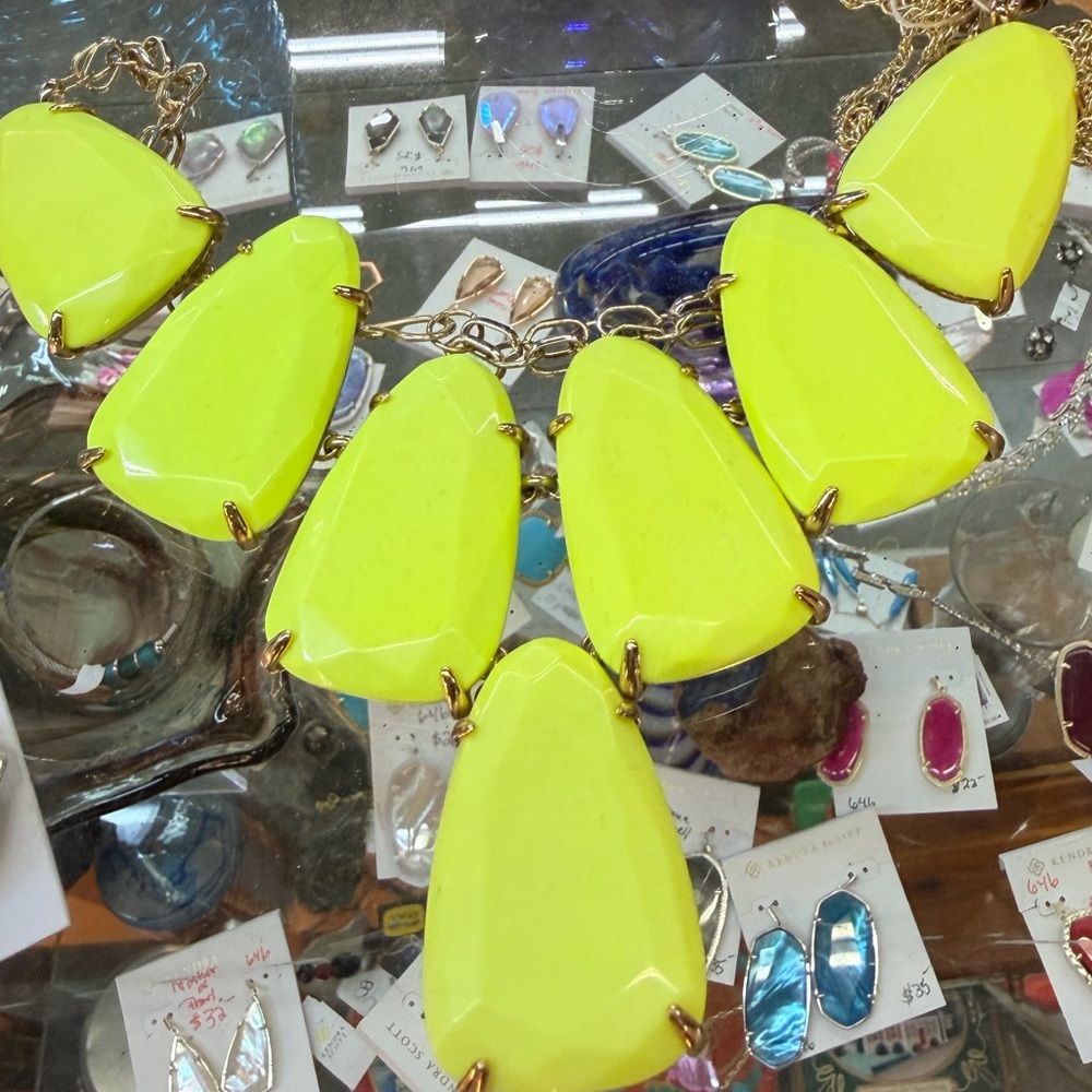 Kendra Scott Neon Harlow